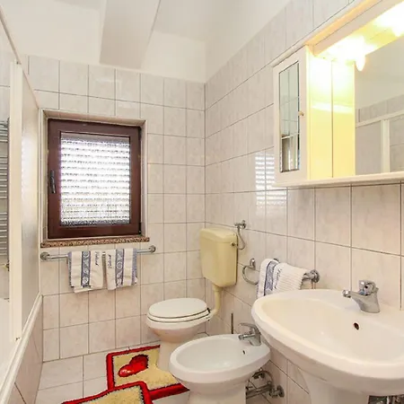 Ferienwohnung Riana 아파트 *